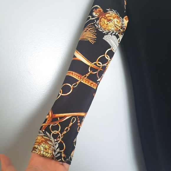 👑NWOT Little Girls SHEIN Back and Chain Print Dress👑 - Picture 2 of 6